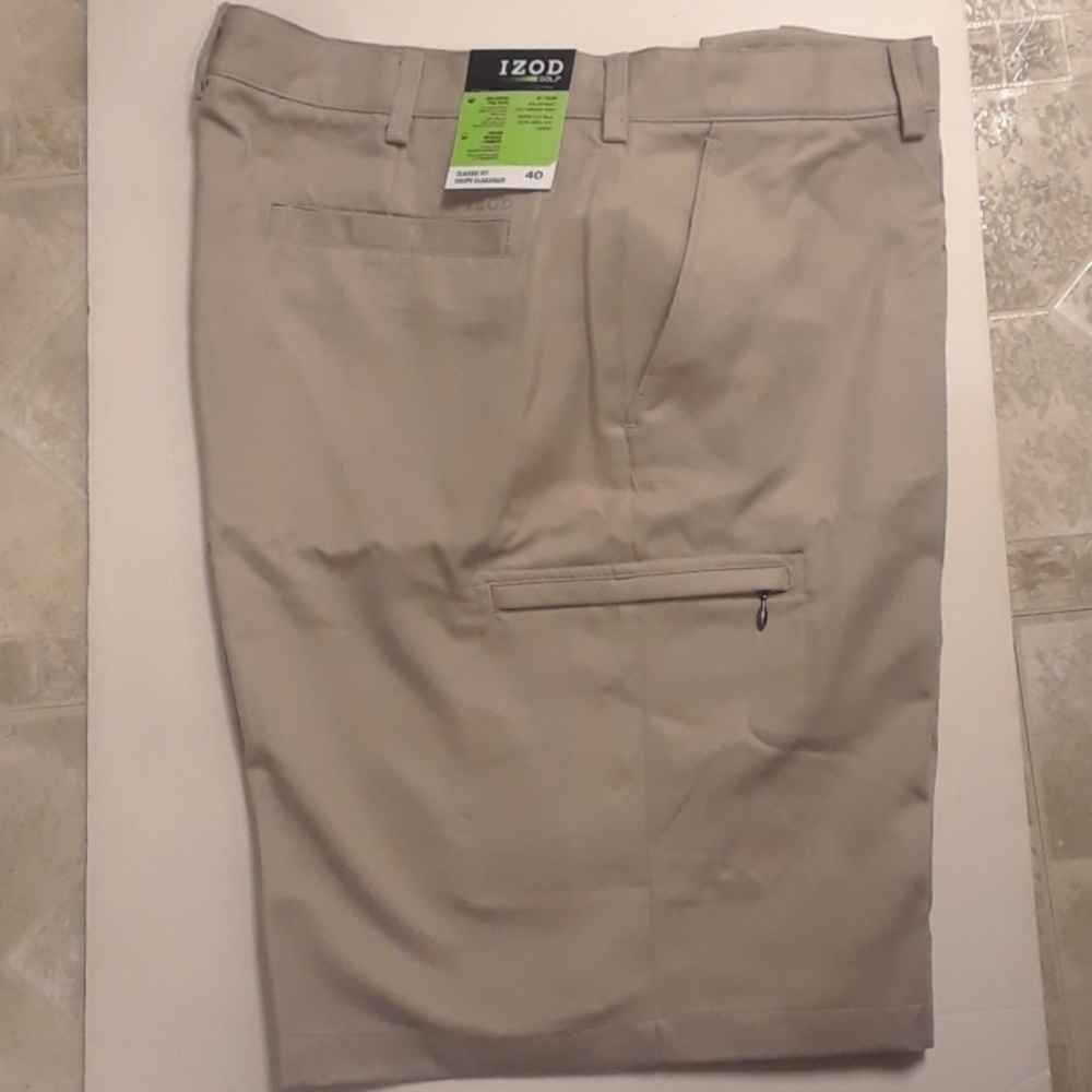 Izod Golf shorts